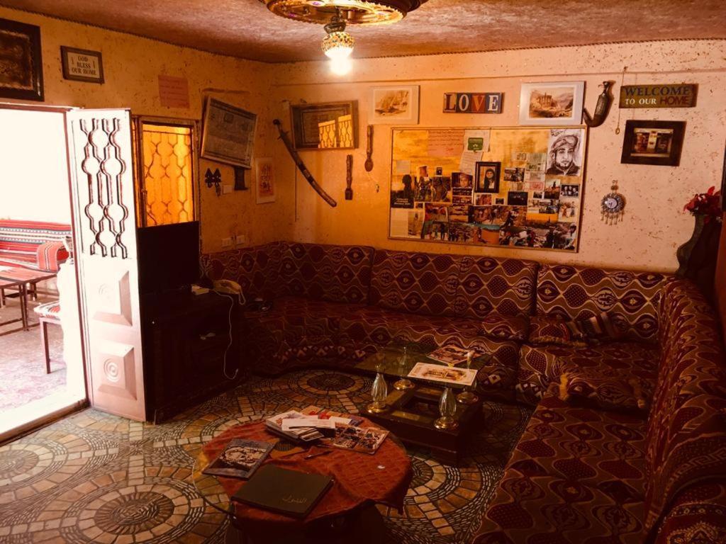 Appartement Petra Bedouin House à Al Hayy Extérieur photo