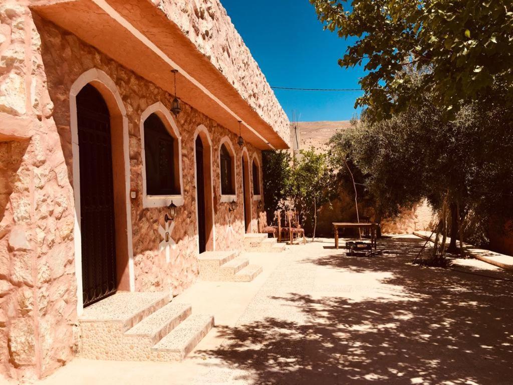 Appartement Petra Bedouin House à Al Hayy Extérieur photo